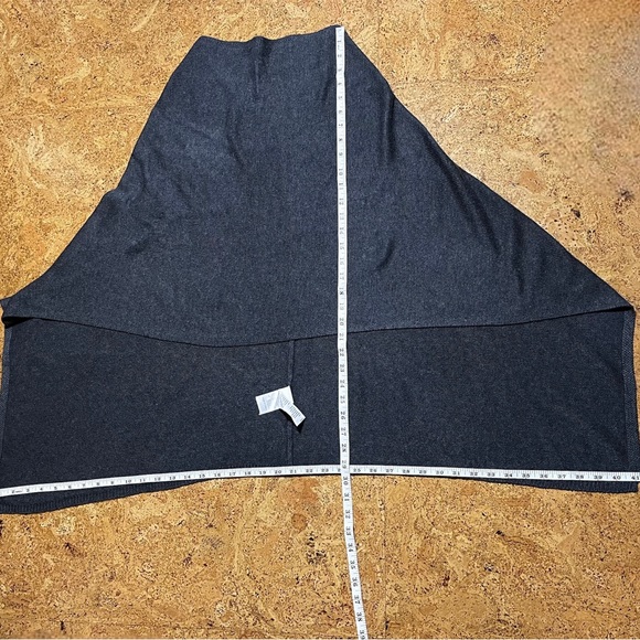 DJT Cashmere Blend Poncho Shawl Charcoal Gray One Size Fits All - Picture 7 of 8